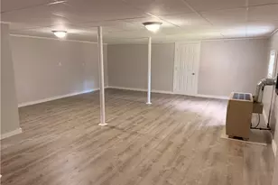 26 Shiloh St, Providence, RI 02904 - Photo 19