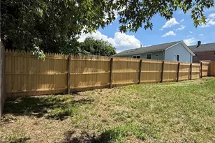 26 Shiloh St, Providence, RI 02904 - Photo 9