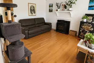 21 Primrose Ln, Johnston, RI 02919 - Photo 7
