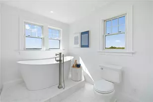 84 Carver Ln, Narragansett, RI 02882 - Photo 27