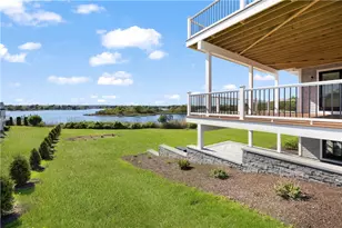 84 Carver Ln, Narragansett, RI 02882 - Photo 15
