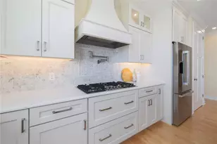 84 Carver Ln, Narragansett, RI 02882 - Photo 19