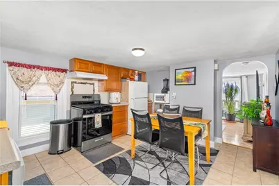 62 Mary Avenue, East Providence, RI 02914 - Photo 15