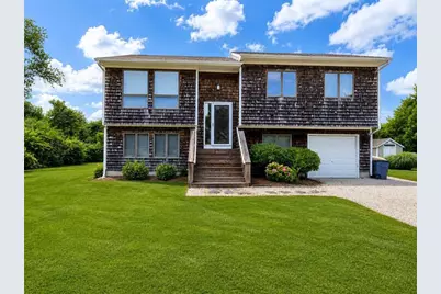 42 Jamestown Boulevard, Narragansett, RI 02882 - Photo 1