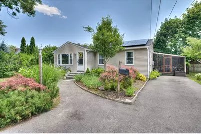 15 Whipple Avenue, Barrington, RI 02806 - Photo 1