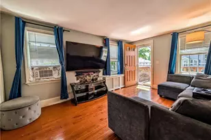 115 Davis Ave, Cranston, RI 02910 - Photo 9
