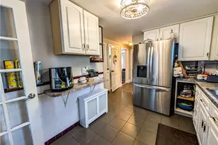115 Davis Ave, Cranston, RI 02910 - Photo 15