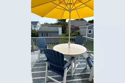 10 Stanton Avenue, Narragansett, RI 02882 - Photo 11