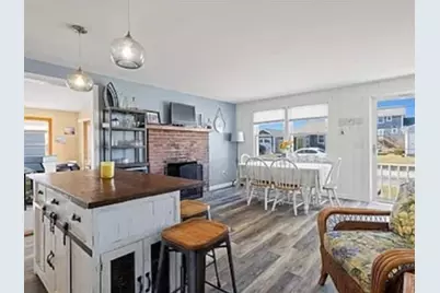 10 Stanton Avenue, Narragansett, RI 02882 - Photo 5