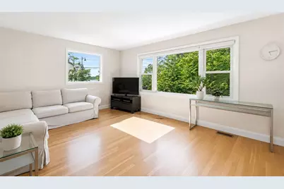5 Interlocken Road, East Providence, RI 02914 - Photo 9