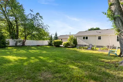 5 Interlocken Road, East Providence, RI 02914 - Photo 37