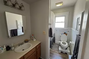 105 Butler Ave, Providence, RI 02906 - Photo 17