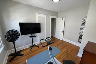 105 Butler Ave, Providence, RI 02906 - Photo 15