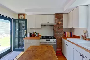 12 Sherman St, Newport, RI 02840 - Photo 17