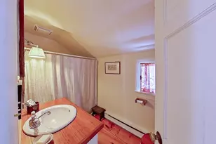 12 Sherman St, Newport, RI 02840 - Photo 25