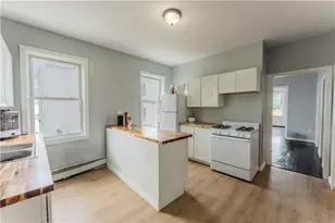 271 Union Ave, Providence, RI 02909 - Photo 7