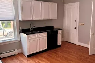 707 Main St, Bristol, RI 02885 - Photo 5