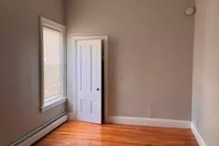 707 Main St, Bristol, RI 02885 - Photo 13