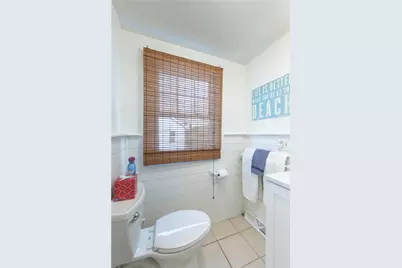 14 Winsor Avenue, North Kingstown, RI 02852 - Photo 17