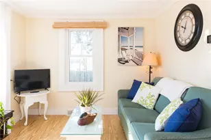 14 Winsor Ave, North Kingstown, RI 02852 - Photo 9