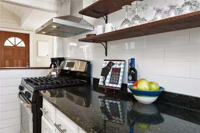 14 Winsor Avenue, North Kingstown, RI 02852 - Photo 23