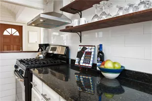14 Winsor Ave, North Kingstown, RI 02852 - Photo 23