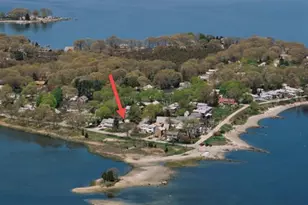 14 Winsor Ave, North Kingstown, RI 02852 - Photo 1