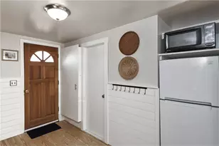 14 Winsor Ave, North Kingstown, RI 02852 - Photo 21