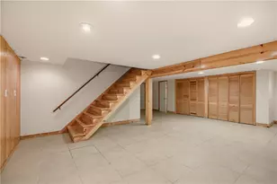 38 Harrison Ave, Newport, RI 02840 - Photo 19