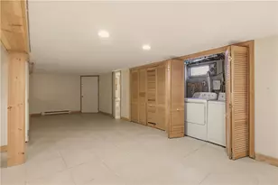 38 Harrison Ave, Newport, RI 02840 - Photo 25