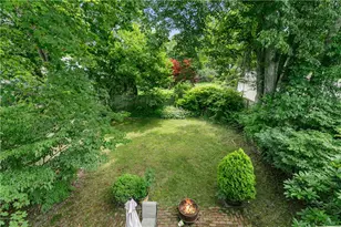 38 Harrison Ave, Newport, RI 02840 - Photo 17
