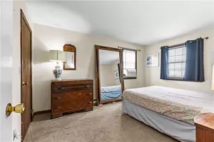 38 Harrison Ave, Newport, RI 02840 - Photo 11
