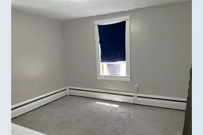 77 Narragansett Avenue #2nd Fl, Narragansett, RI 02882 - Photo 7
