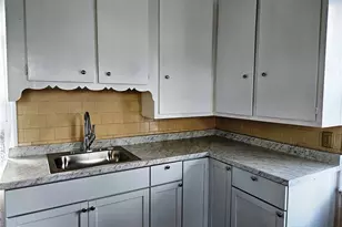 168 Spring St, Woonsocket, RI 02895 - Photo 11