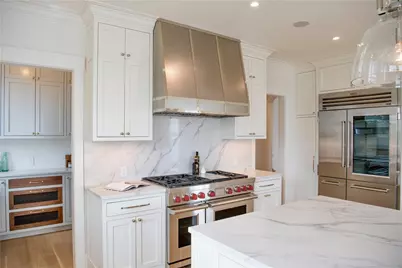 19 Searidge Drive, Narragansett, RI 02874 - Photo 9