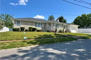 99 Lookout Ave, Cranston, RI 02920 - Photo 3