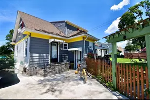 262 W Forest Ave, Pawtucket, RI 02860 - Photo 5