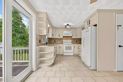 12 Janet Drive, West Warwick, RI 02893 - Photo 7