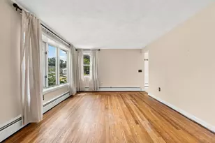 12 Janet Dr, West Warwick, RI 02893 - Photo 3