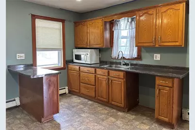 177 South Bend Street #First Floor, Pawtucket, RI 02860 - Photo 7