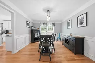 26 Davis Cir, Warwick, RI 02886 - Photo 11