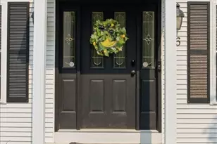 26 Davis Cir, Warwick, RI 02886 - Photo 5