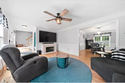26 Davis Circle, Warwick, RI 02886 - Photo 7