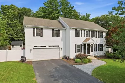 26 Davis Circle, Warwick, RI 02886 - Photo 1