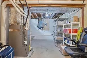 26 Davis Cir, Warwick, RI 02886 - Photo 39