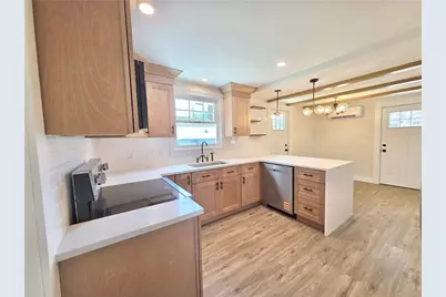 8 Wolf Hill Road, Smithfield, RI 02917 - Photo 5