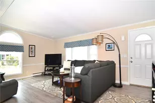 63 Little Pond Rd, South Kingstown, RI 02879 - Photo 9