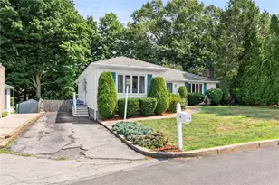 71 Hawthorne Pl, North Providence, RI 02904 - Photo 43