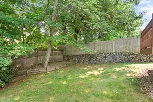 71 Hawthorne Pl, North Providence, RI 02904 - Photo 41