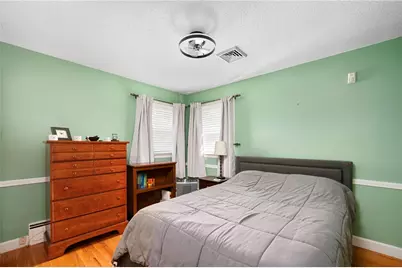 64 Royal Avenue, Providence, RI 02908 - Photo 11
